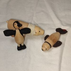 Anamalz Wooden Posable Artic Animal Toy Figures Set